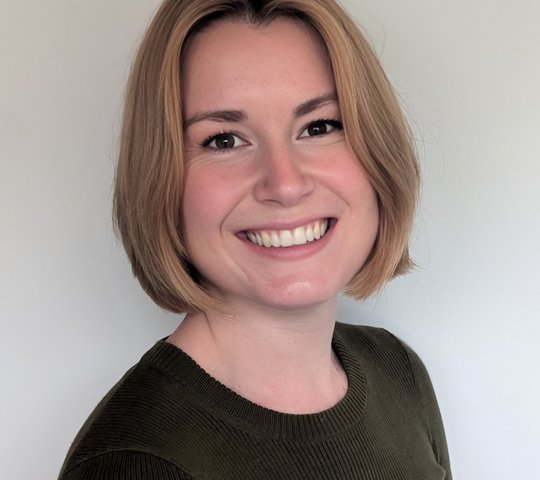 Amy Brooker headshot